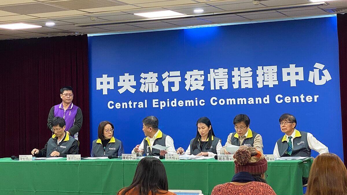 台灣防疫總體檢：丟棄藍綠白的口水，找到更好的抗疫方針