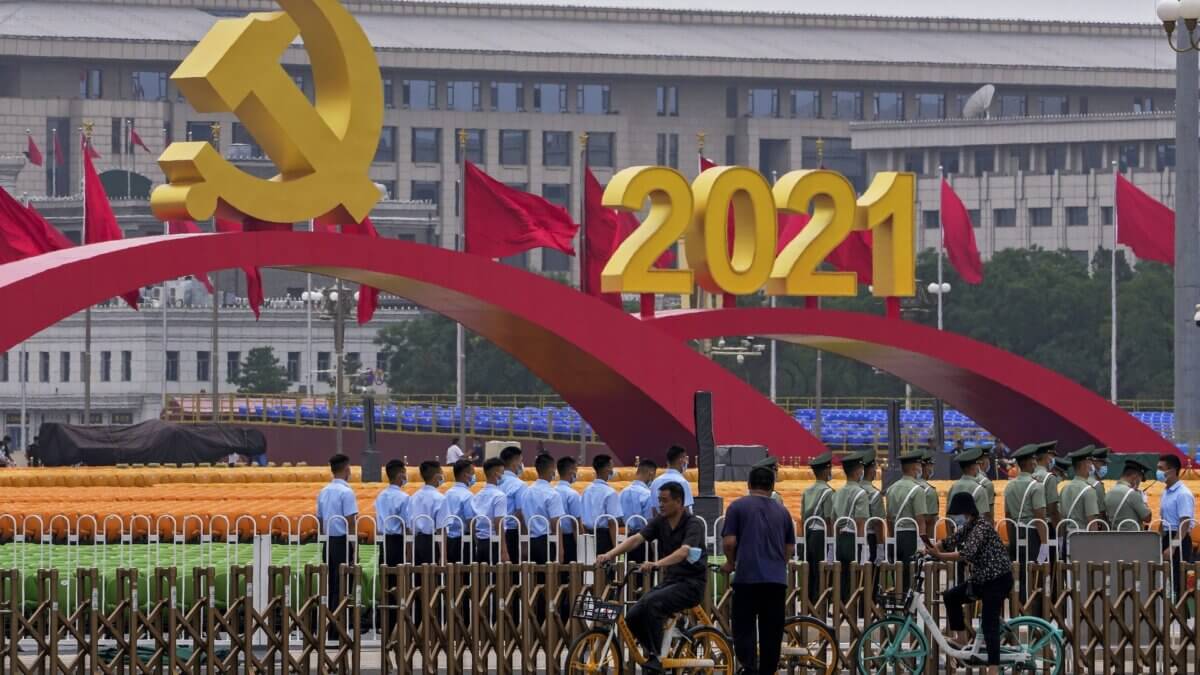 中共建黨百年——在困局與高壓之中