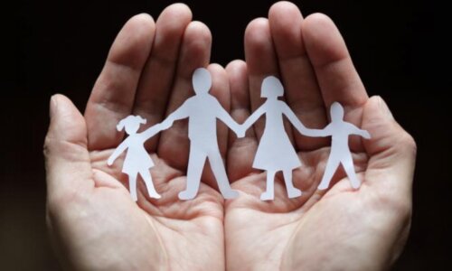 ef76ec555f88001101e0e225c3aa91e9_L